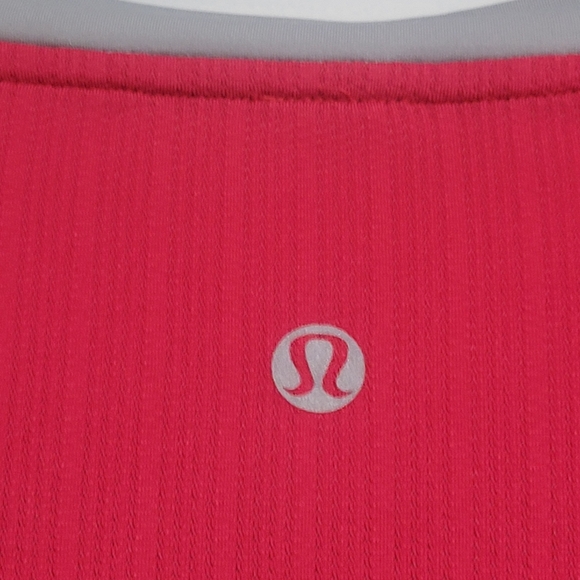Lululemon Bolt Tech  Short Sleeve. - Picture 9 of 12